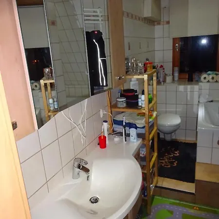 Zwei In Bestehender Wg